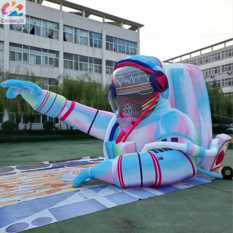 Inflatable astronaut 4