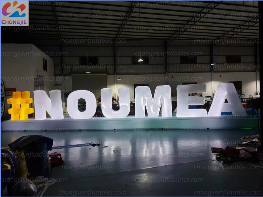 Inflatable letter wall 6