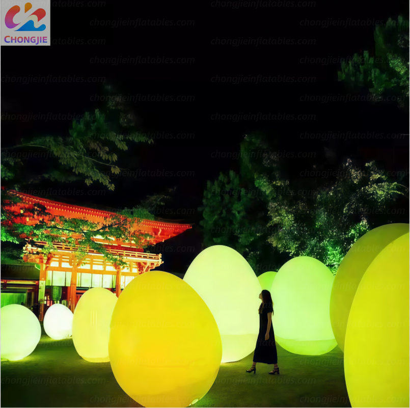 Inflatable egg 1